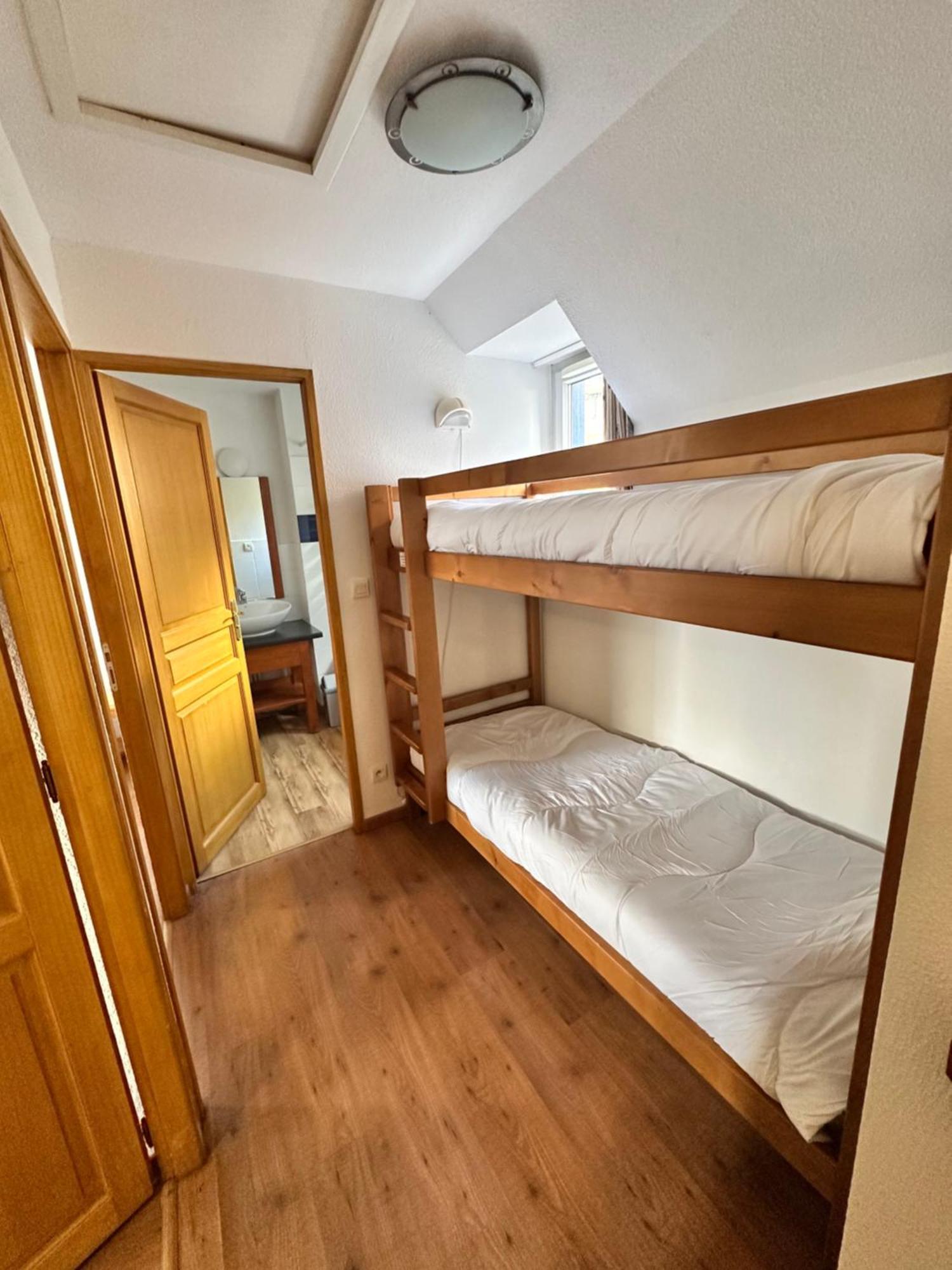 Grand Appartement Peyra'Good Tout Equipe Linge De Lit Et De Toilette Inclus - 8 Couchages - Station Peyragudes - Vue Montagne - 2 Balcons-Terrasses Germ Exteriör bild