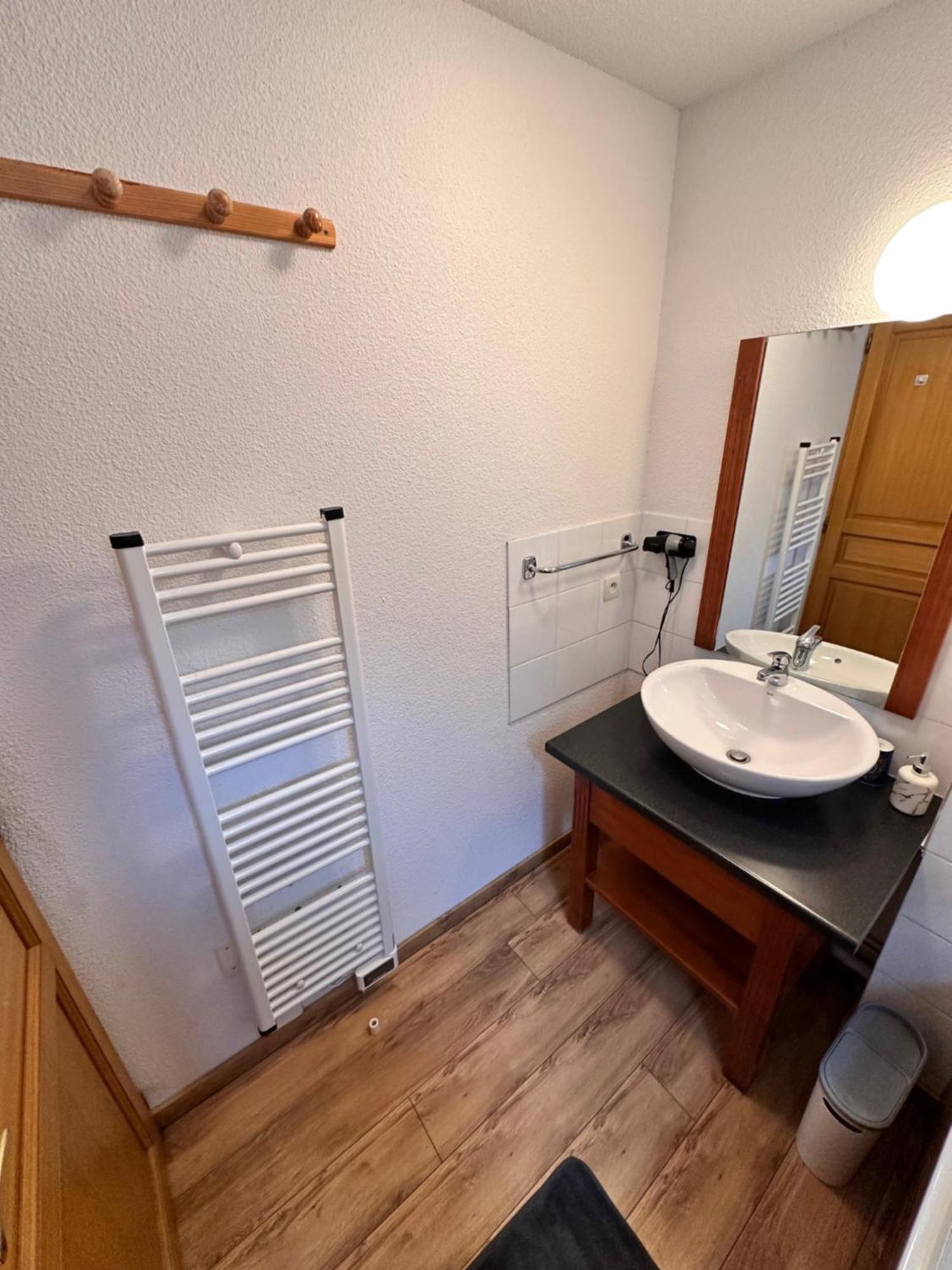 Grand Appartement Peyra'Good Tout Equipe Linge De Lit Et De Toilette Inclus - 8 Couchages - Station Peyragudes - Vue Montagne - 2 Balcons-Terrasses Germ Exteriör bild