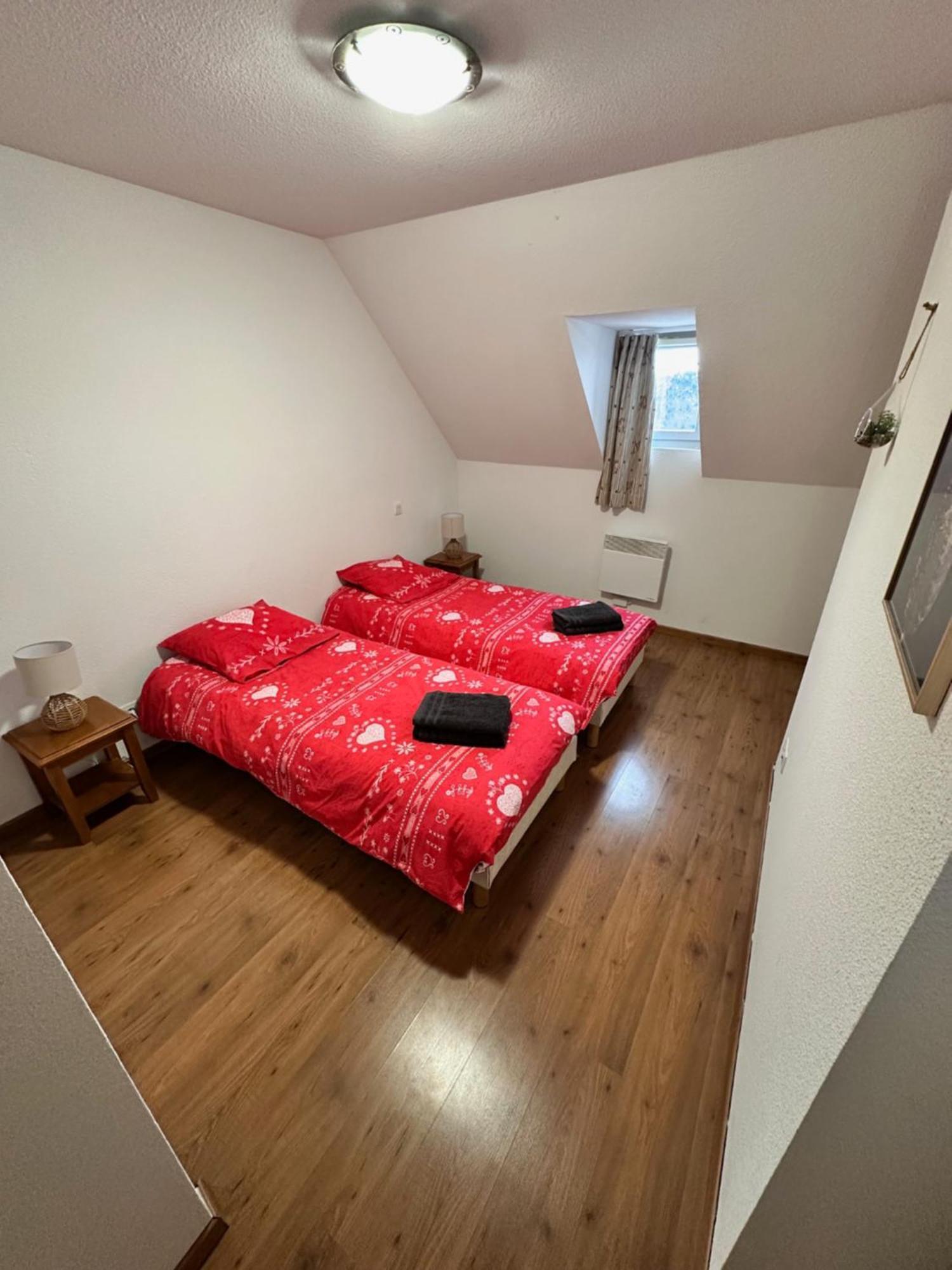 Grand Appartement Peyra'Good Tout Equipe Linge De Lit Et De Toilette Inclus - 8 Couchages - Station Peyragudes - Vue Montagne - 2 Balcons-Terrasses Germ Exteriör bild